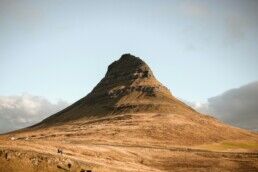 Kirkjufell steep mountain trail