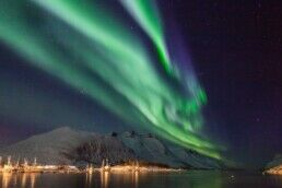 viewing northern lights by boat